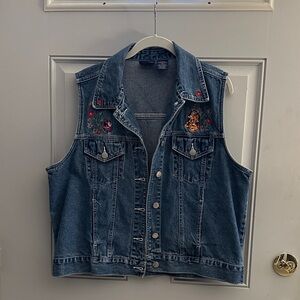 Disney Pooh Blue and Yellow Denim Label Detail